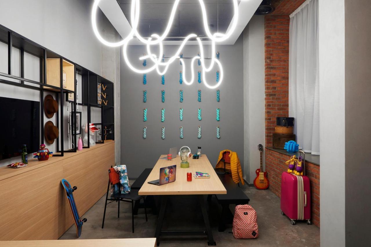 Moxy Manchester City ภายนอก รูปภาพ